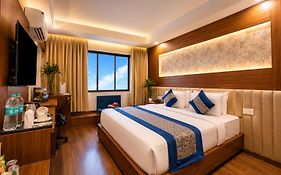 Airport Hotel Grand